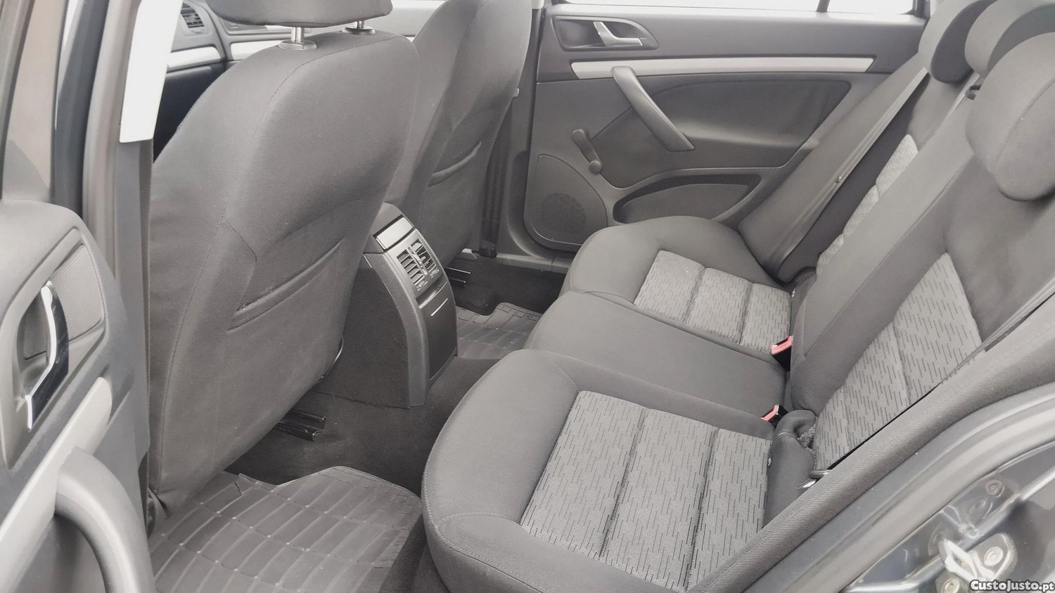 Skoda Octavia 1.6 TDi Ambiente — photo 3