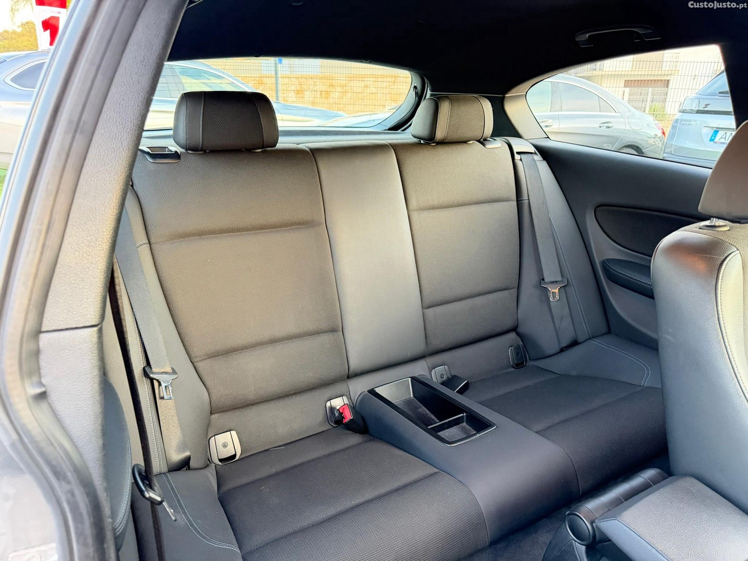 BMW 118 d Pack M — fotografia 19