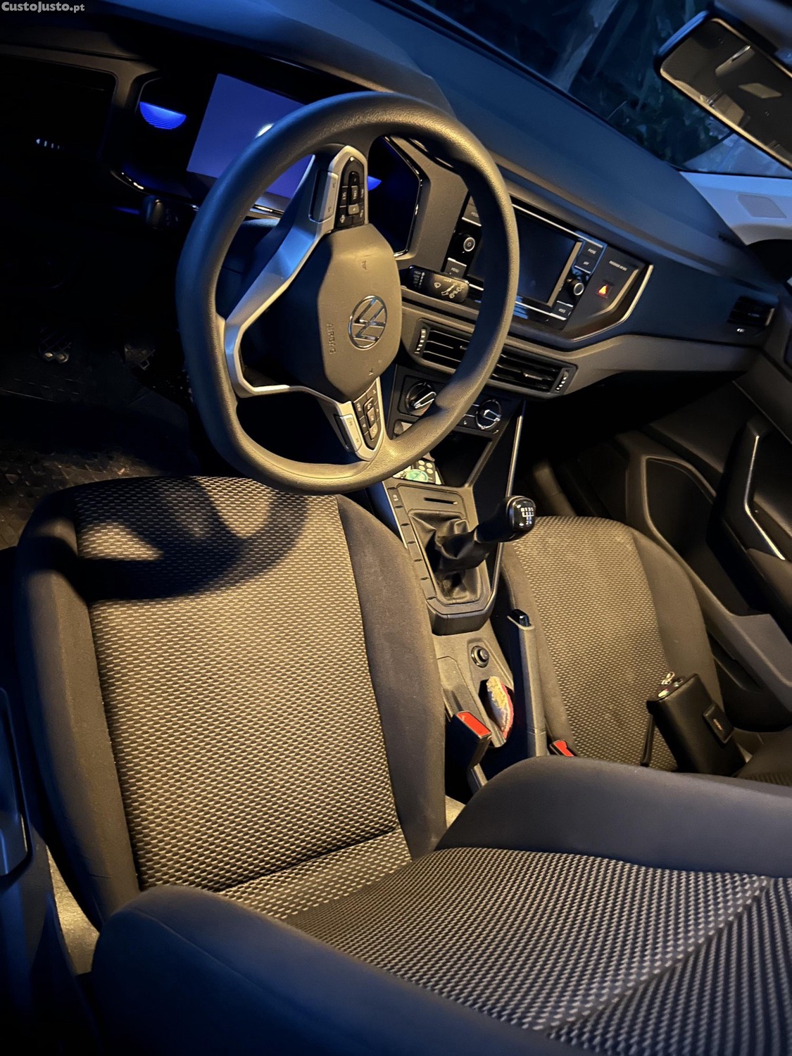 VW Polo 1.0 TSI - 22 — photo 3
