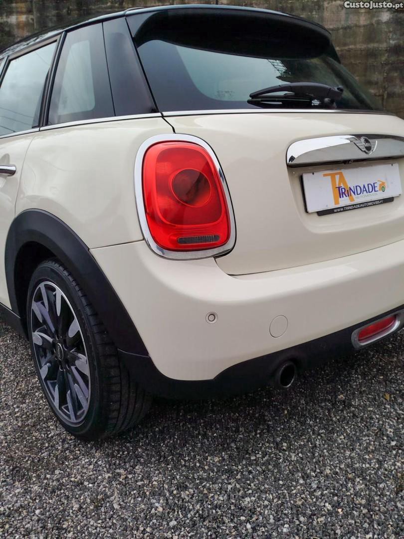 MINI Cooper D Auto — fotografia 10