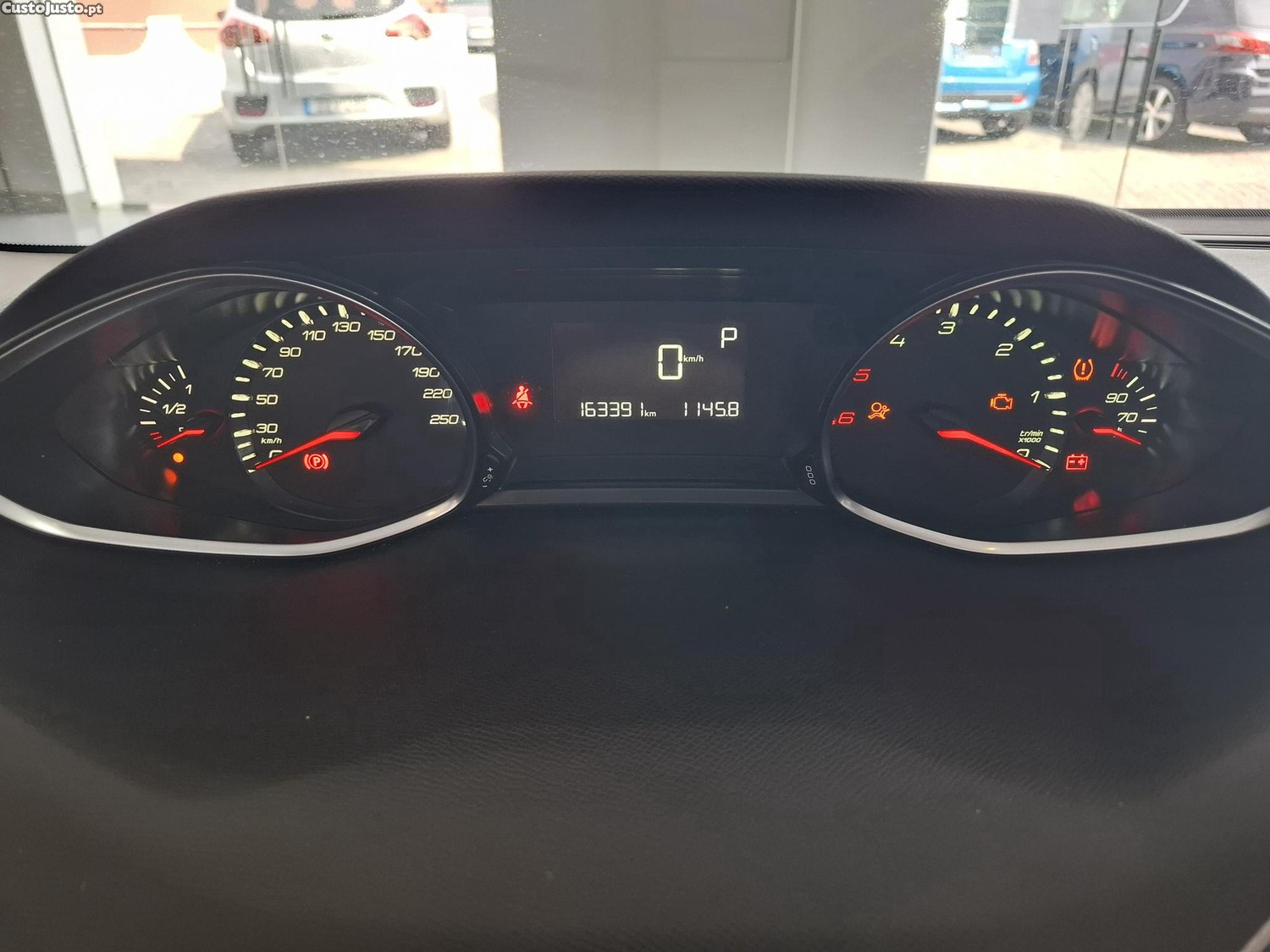 Peugeot 308 1.6 hdi — fotografia 4
