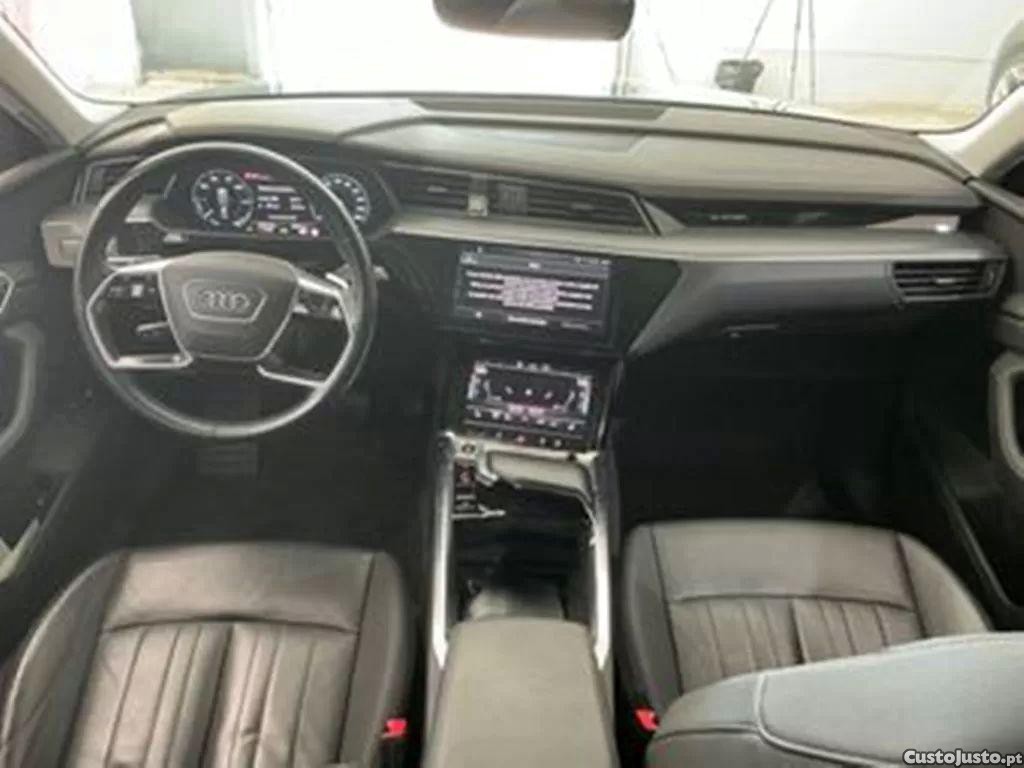 Audi e-tron 55 quattro — photo 5