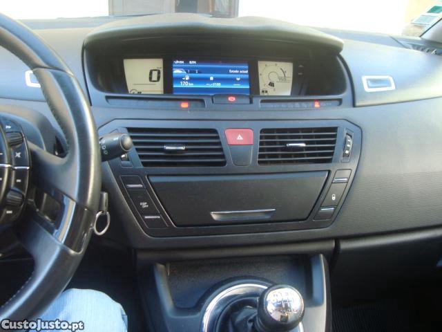 Citroën C4 Picasso 1.6 110 CV — photo 4