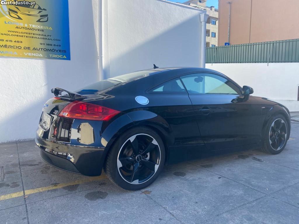 Audi TT Coupé 2.0 TDI quattro S-line — photo 5