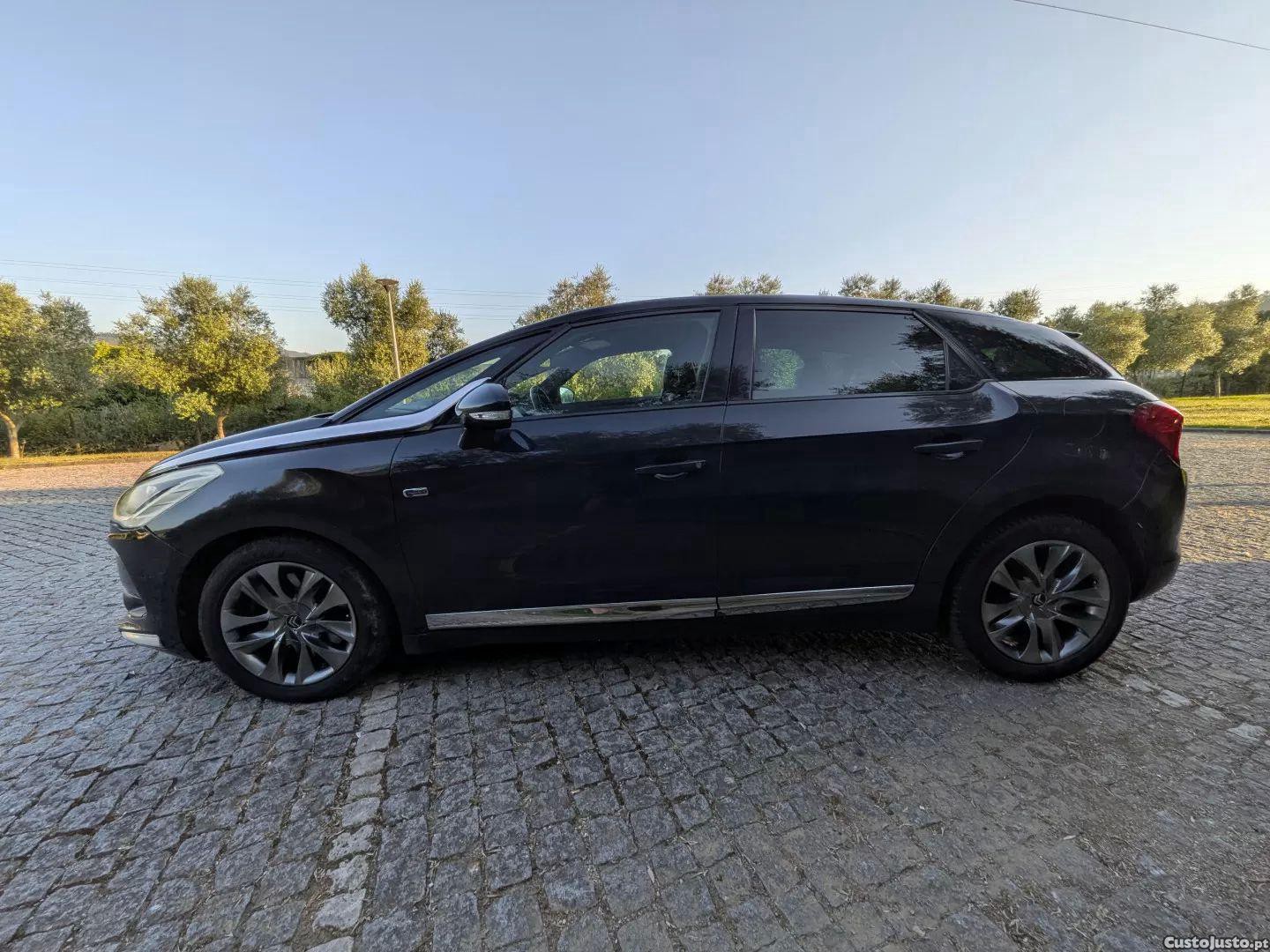 DS 5 5 2.0 hybrid4 sport chic — fotografia 7