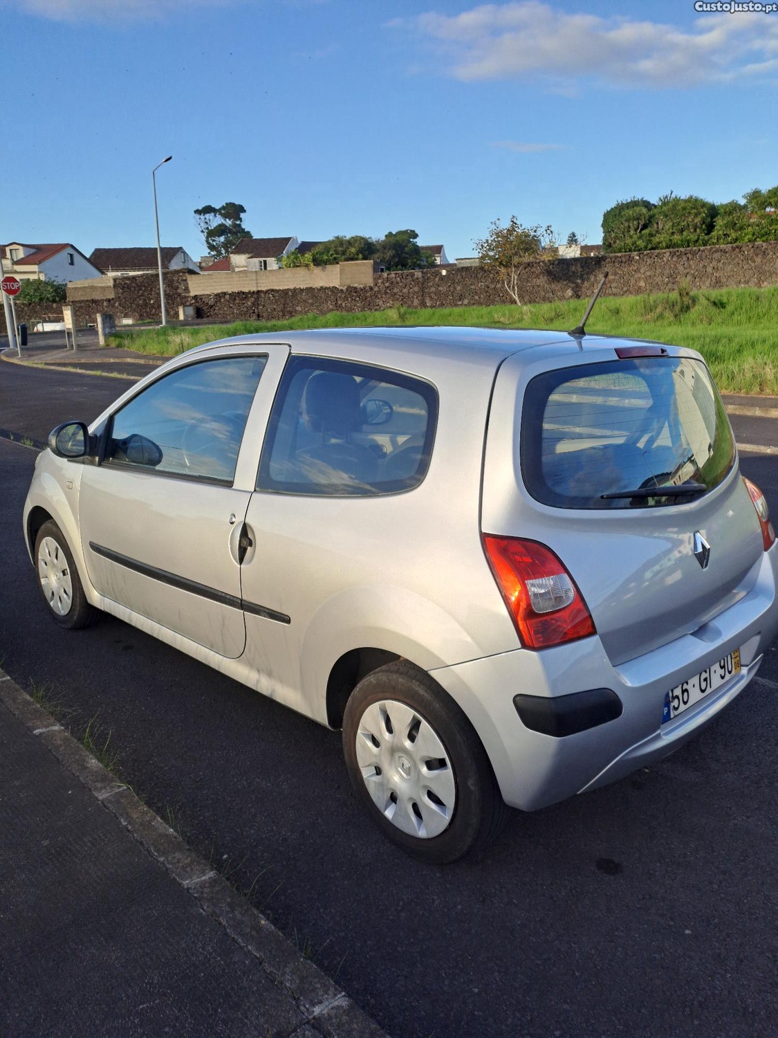 Renault Twingo 1.2 - 08 — photo 2
