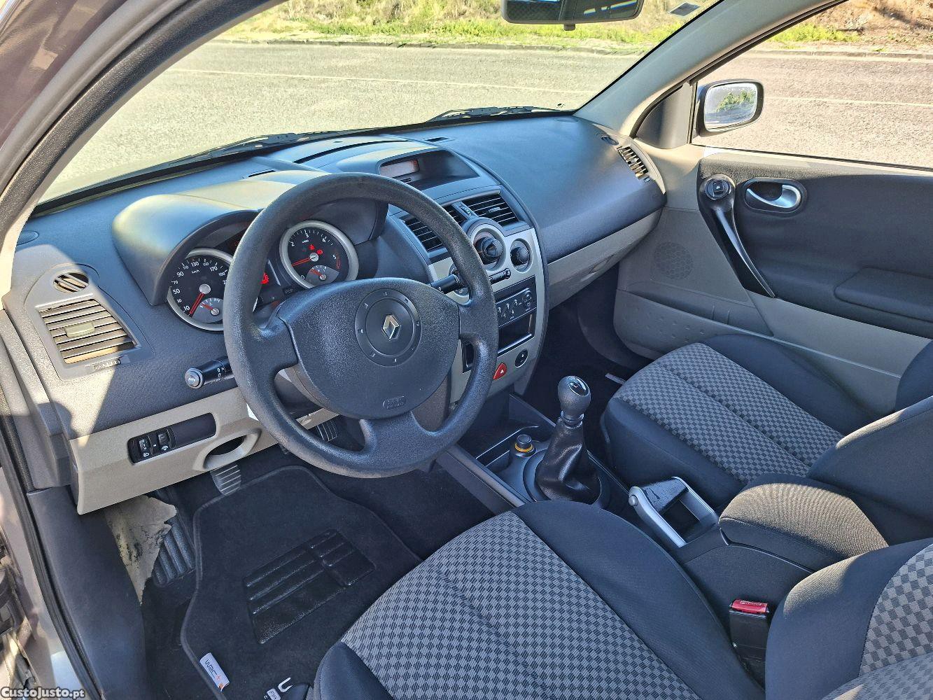 Renault Mégane 1.5 Dci 105cv Estimada — fotografia 5