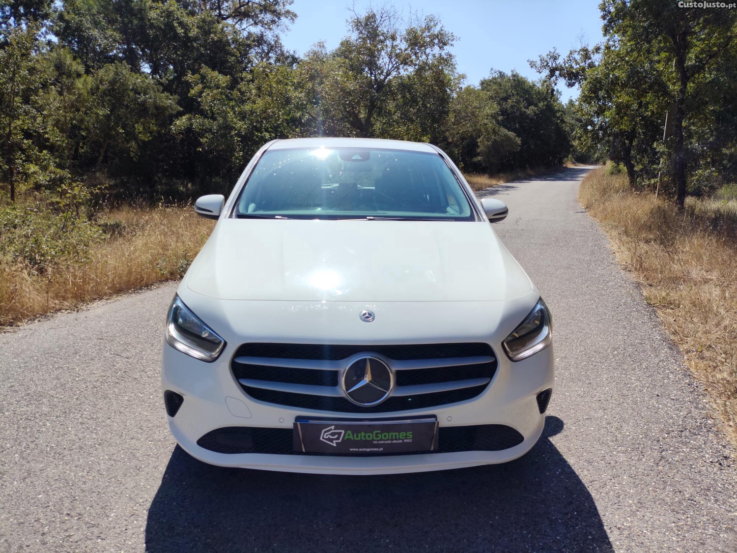 Mercedes-Benz B 180 d Style Plus Aut. - 19 foto 3