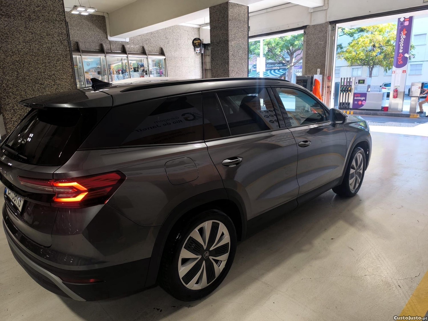 Skoda Kodiaq 2.0 TDI Ultra DSG - 26 — photo 3