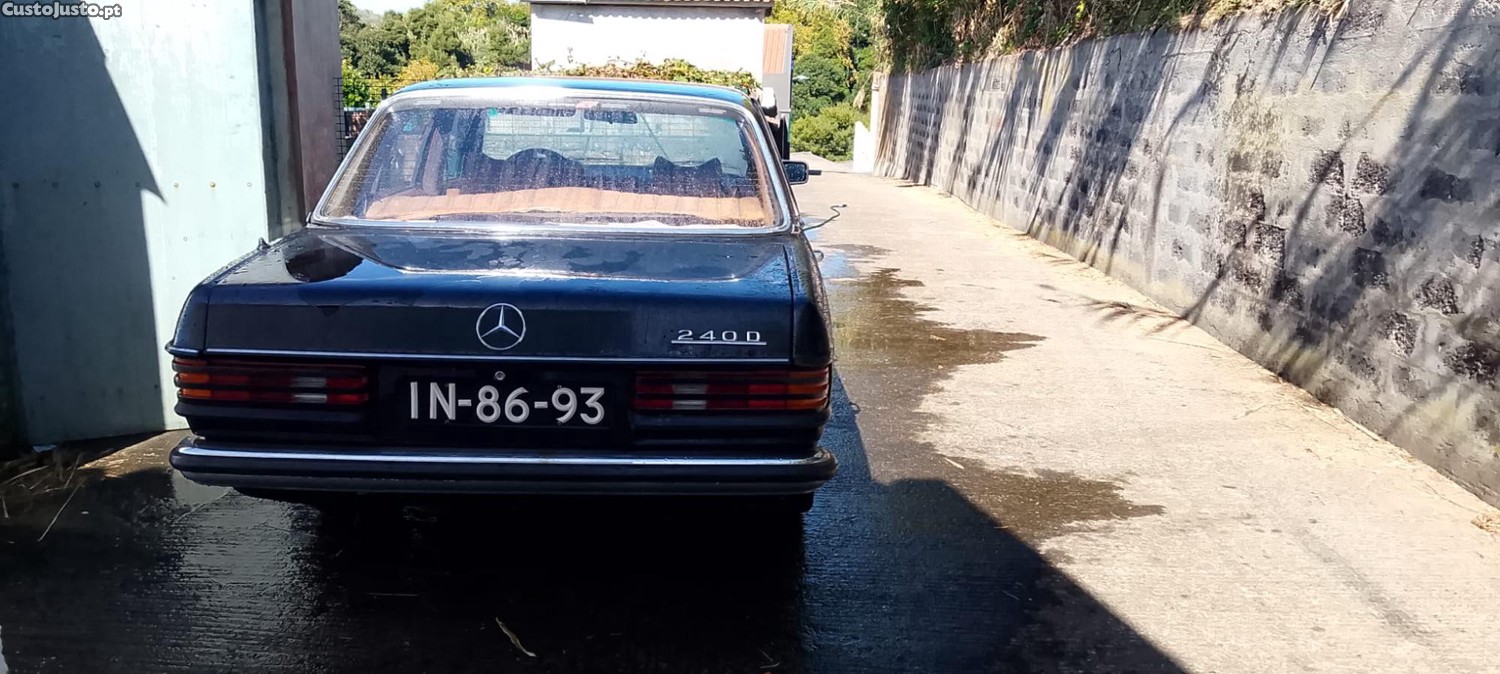 Mercedes-Benz C 240 Sedan — photo 3