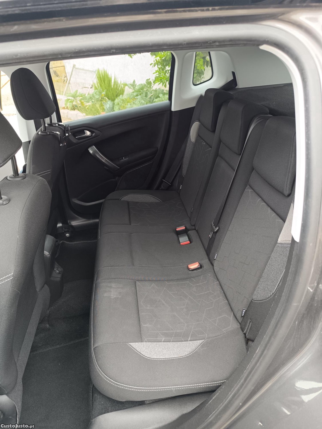 Peugeot 2008 Style — fotografia 11