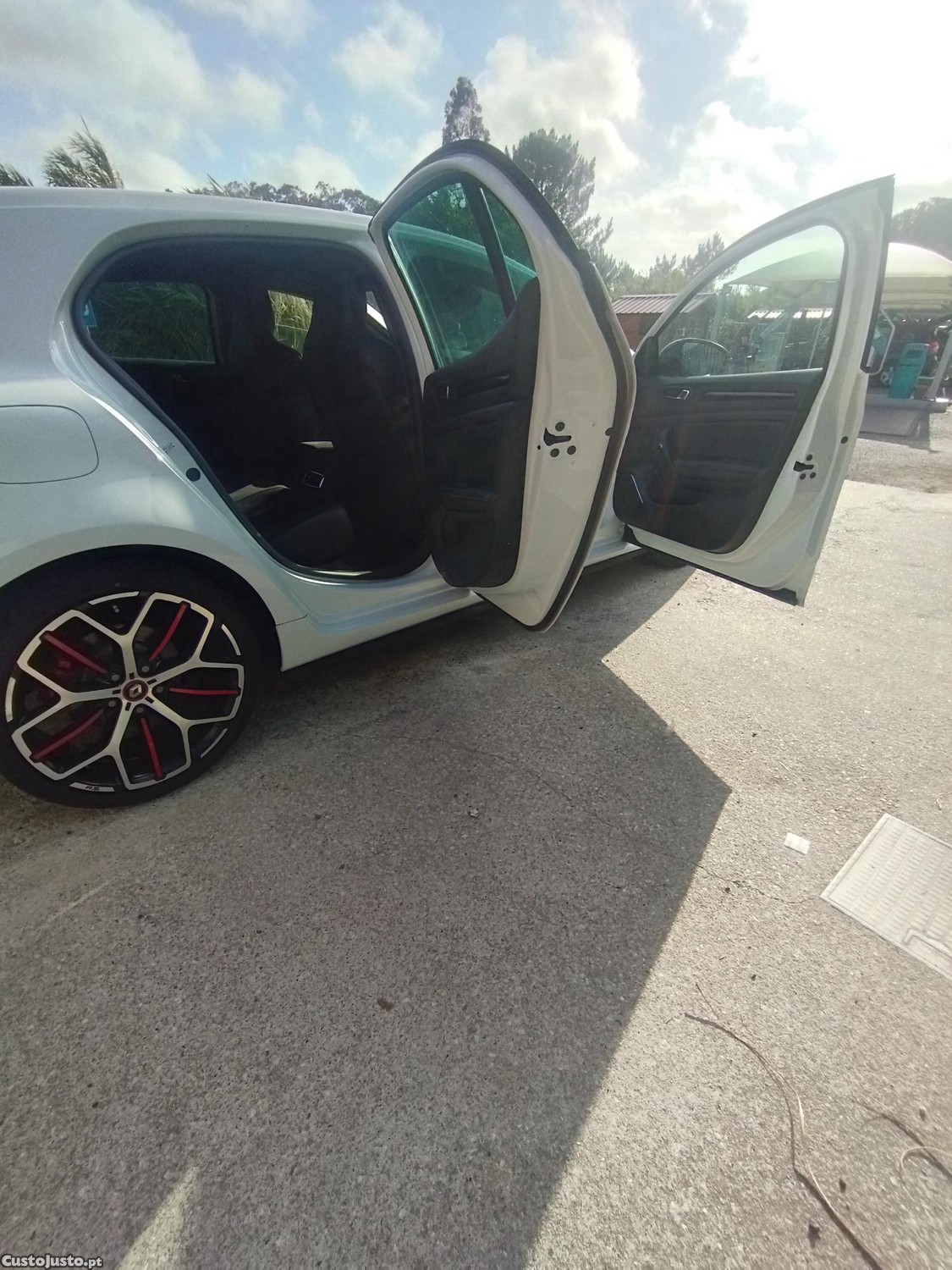 Renault Mégane RS TROPHY — fotografia 9