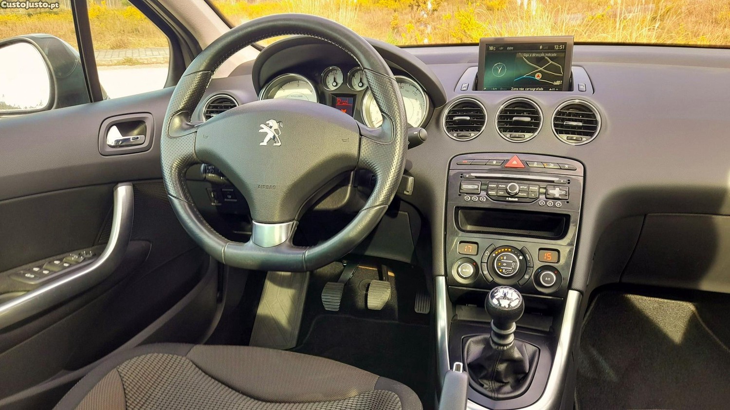 Peugeot 308 SW 1.6 HDi Premium CVM6 - 13 — photo 5