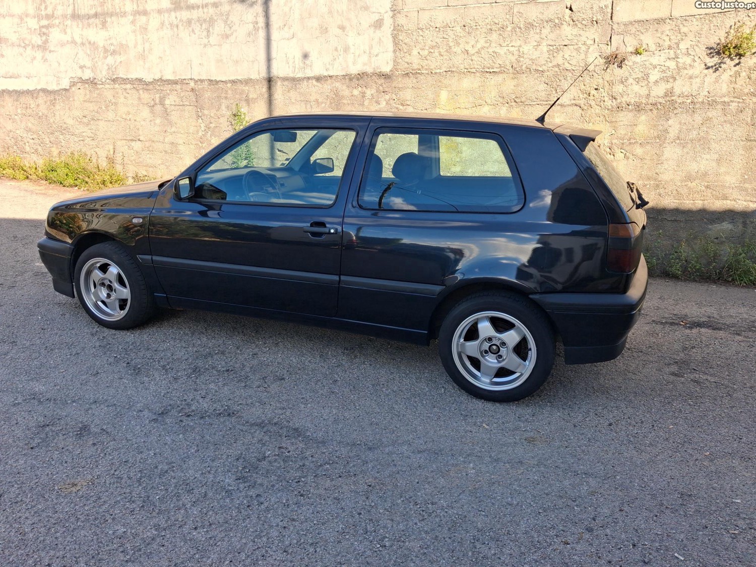 Volkswagen Golf III 1.9 TDi 90 — fotografia 9
