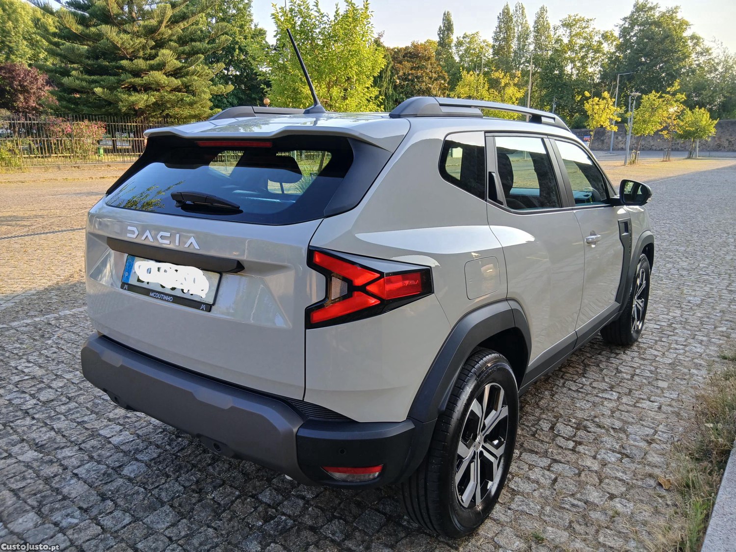 Dacia Duster Expression Eco-G 100 (Bi-fuel) — fotografia 8