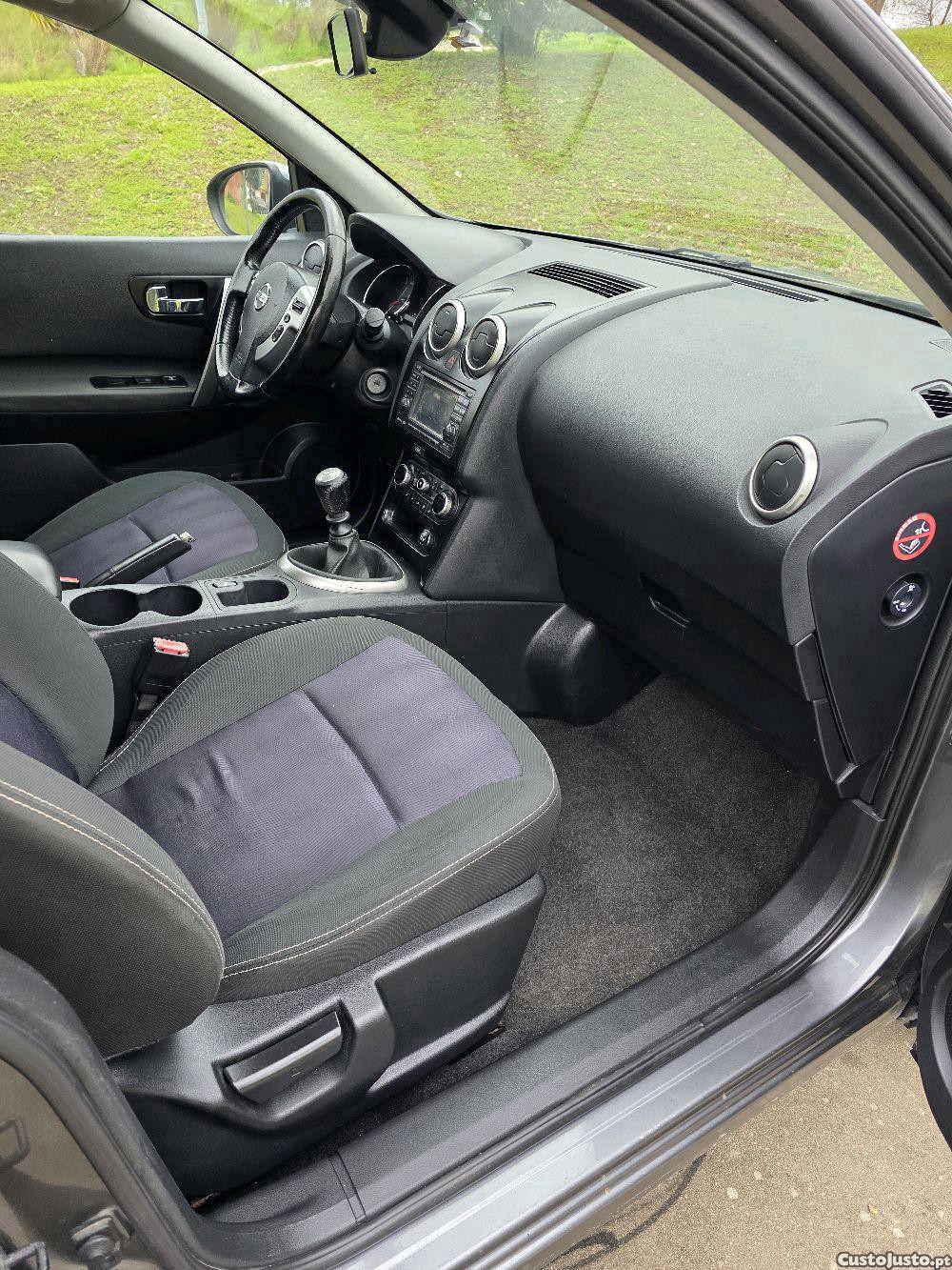 Nissan Qashqai +2 1.5 DCI 7 lugares aceito trocas — fotografia 3