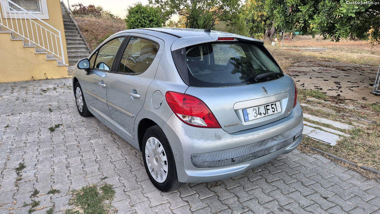Peugeot 207 1.6HDI 90CV - 10 — photo 3