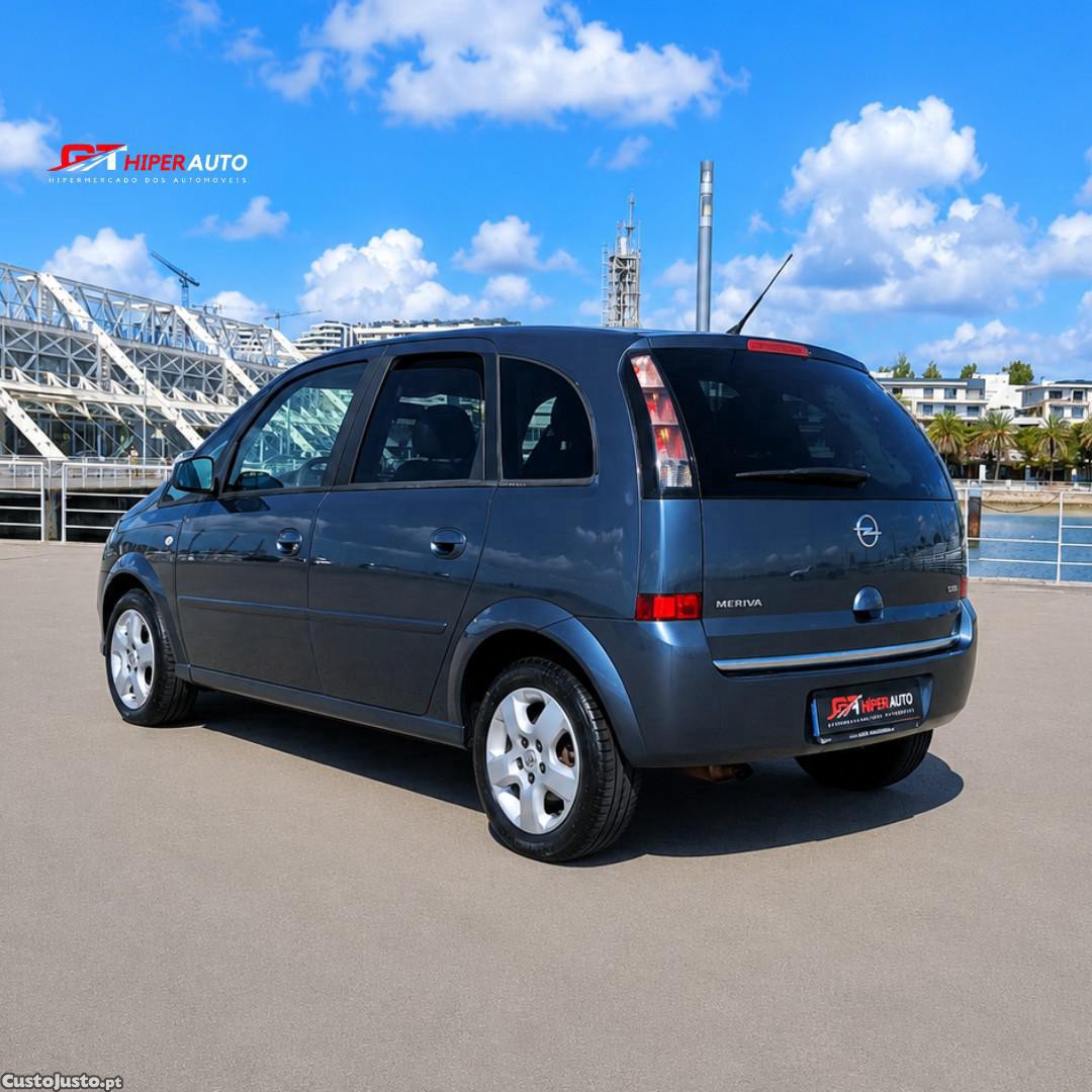 Opel Meriva 1.3 CDTi Enjoy ecoFLEX — fotografia 10