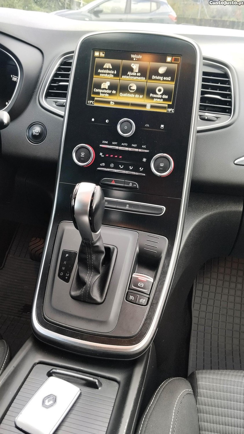 Renault Grand Scénic 1.7 DCi 120cv EDC - 19 foto 4