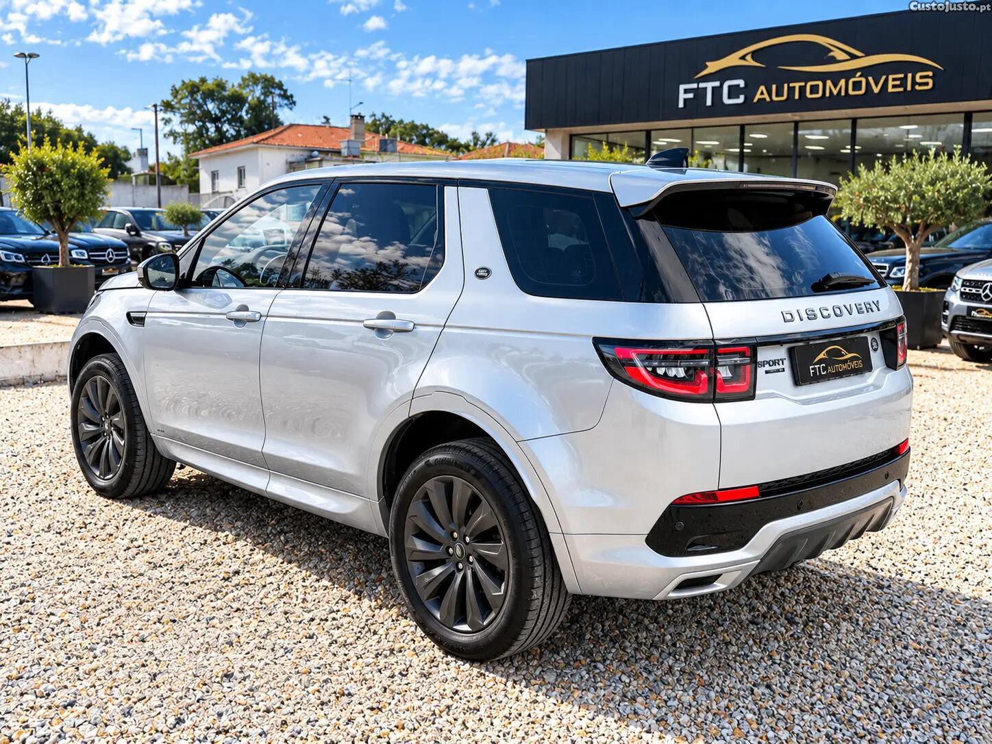 Land Rover Discovery 2.0 D AWD R-Dynamic SE — photo 4