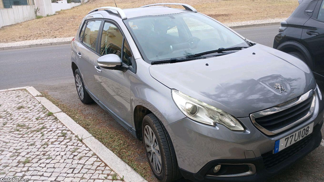 Peugeot 2008 allure — fotografia 8