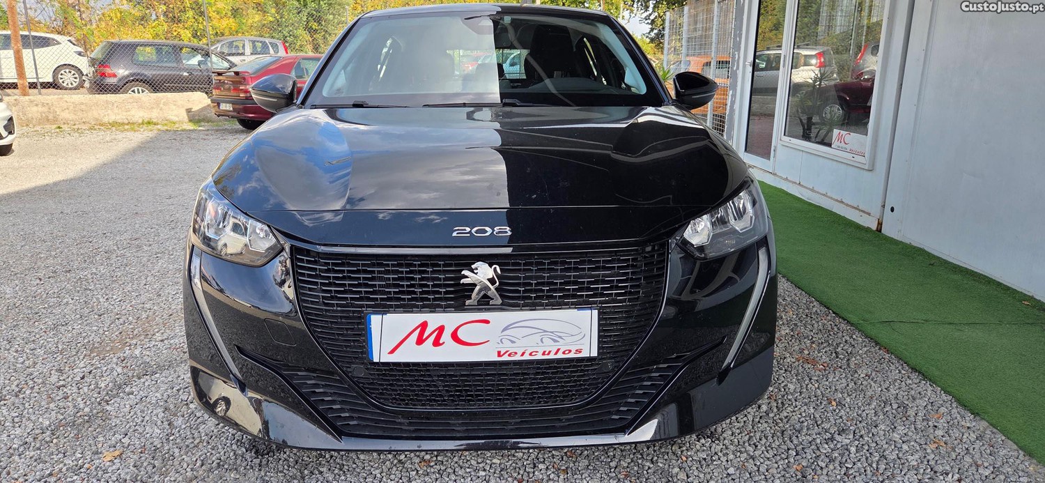 Peugeot e-208 50 Kwh Active - 23 — photo 3