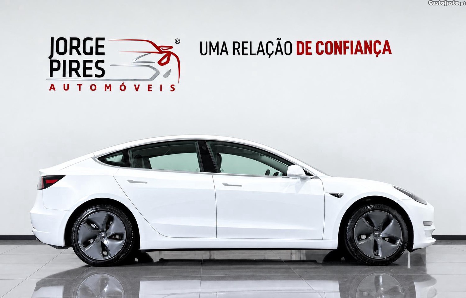 Tesla Model 3 Standard Range Plus RWD 325 Cv - 19 — photo 4