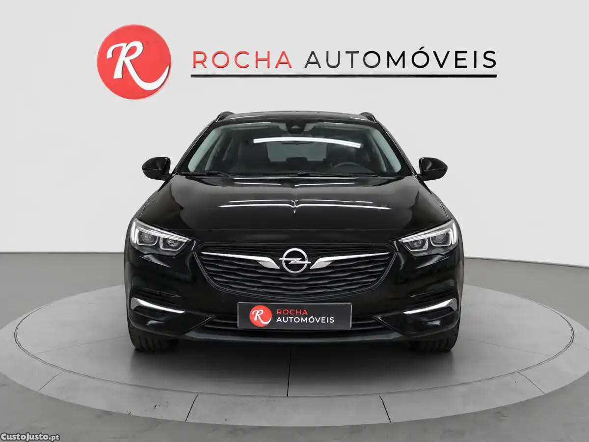 Opel Insignia 1.6 CDTi Dynamic — photo 2