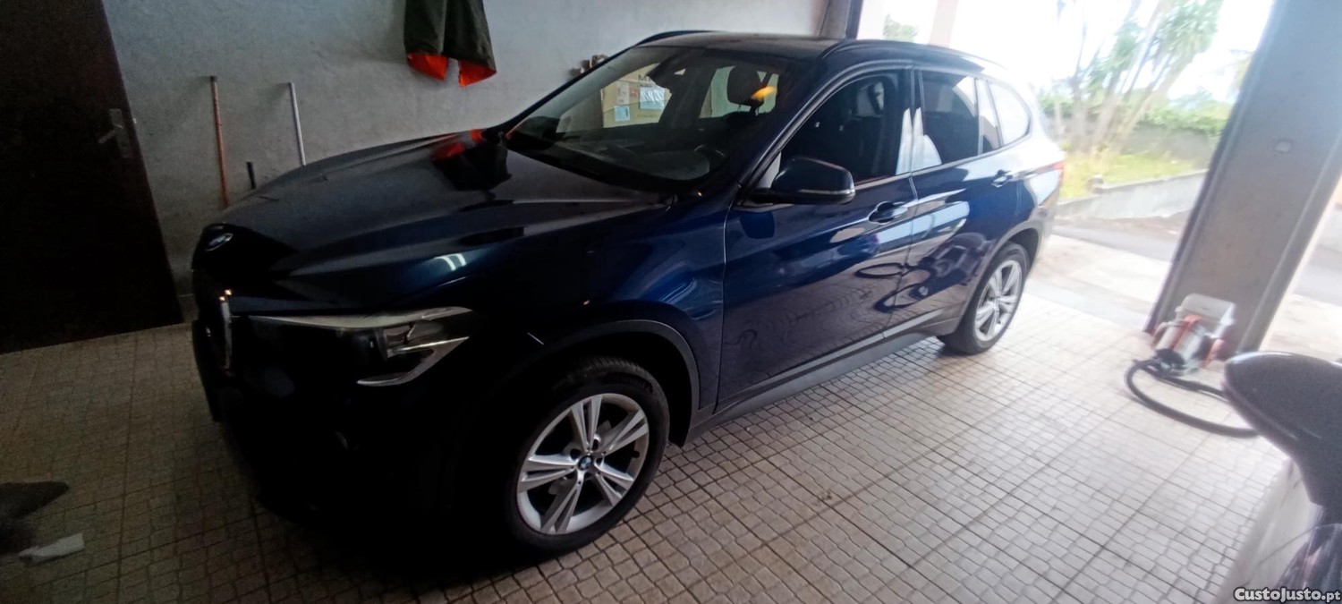 BMW X1 1.6 D - 17 — photo 3