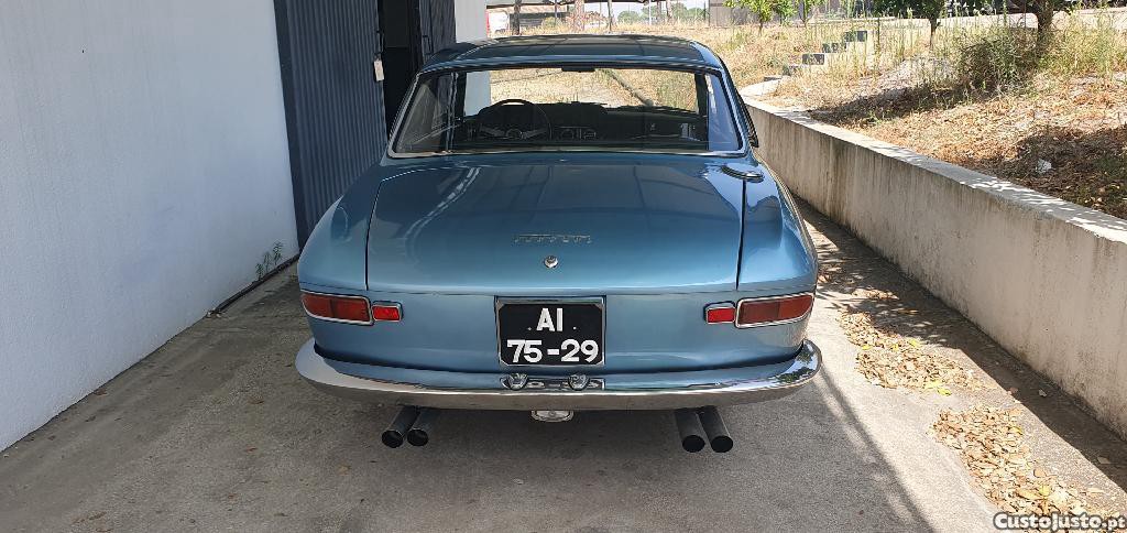 Ferrari 330 GT 2+2 — fotografia 16