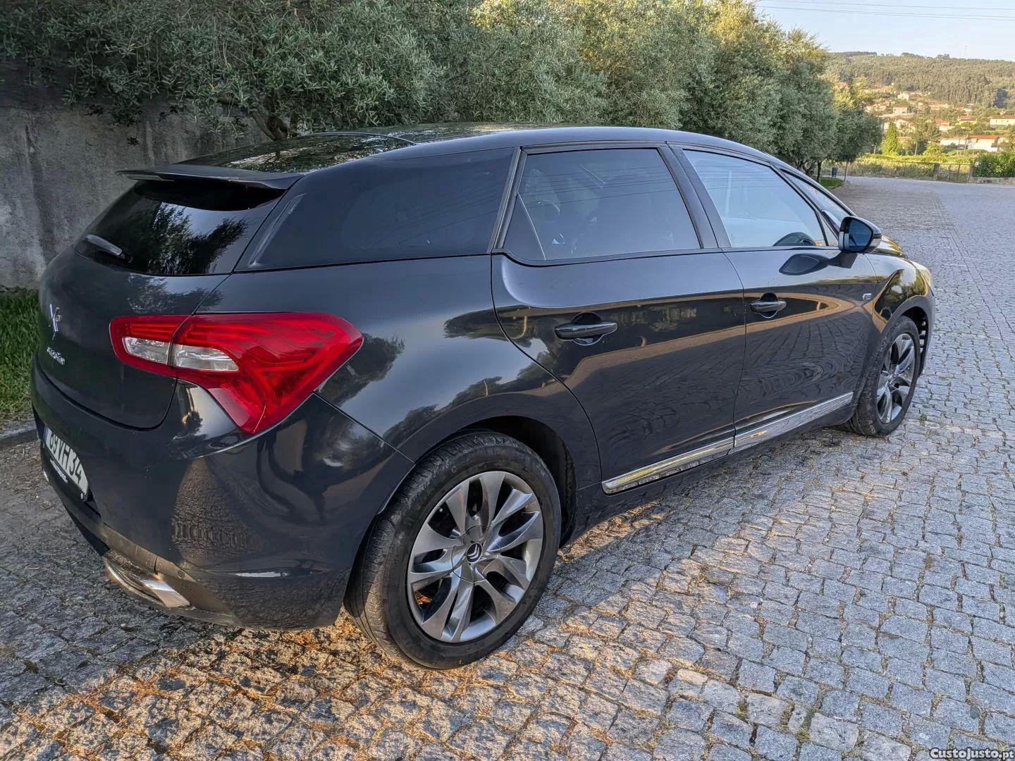 DS 5 5 2.0 hybrid4 sport chic — fotografia 12