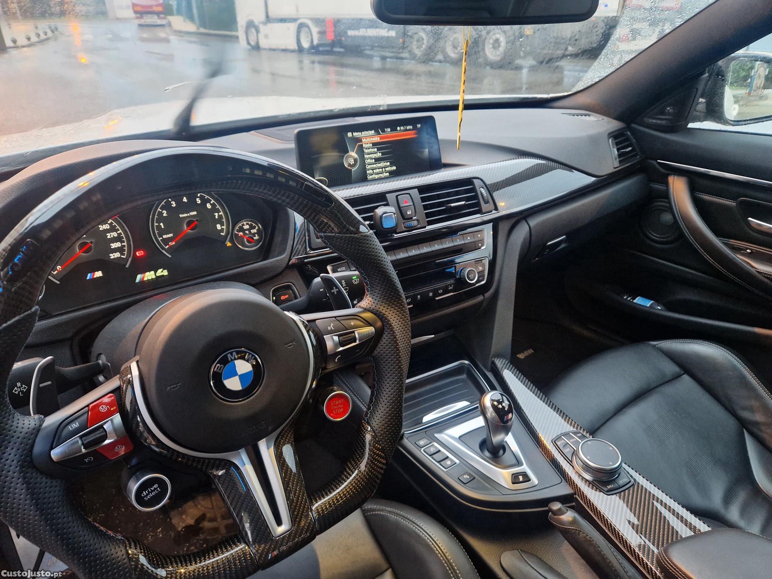 BMW M4 — fotografia 4