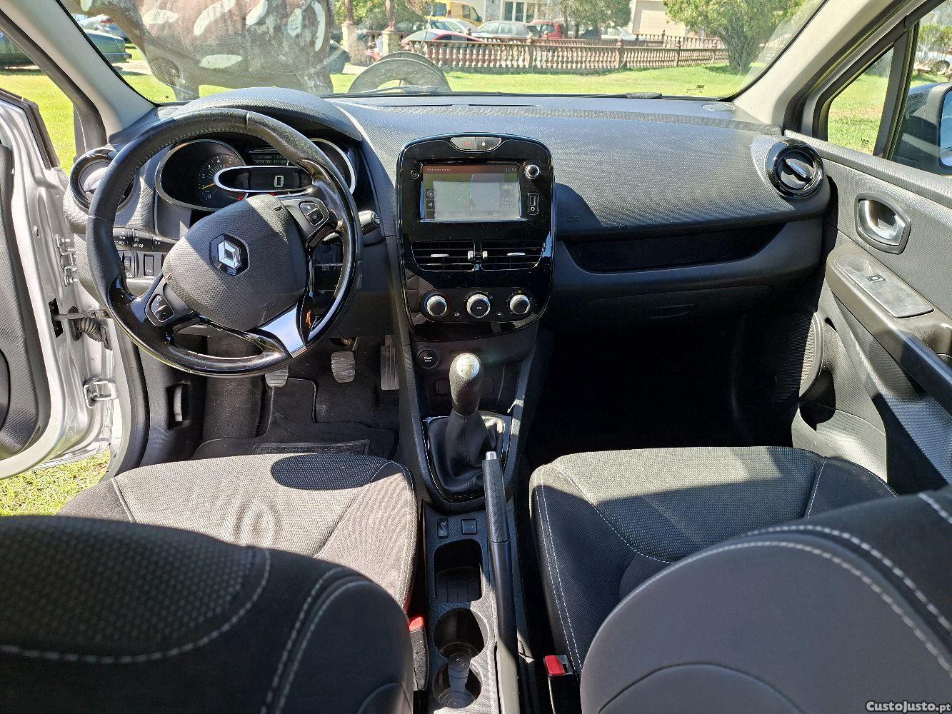 Renault Clio IV 1.5 dCi — fotografia 6