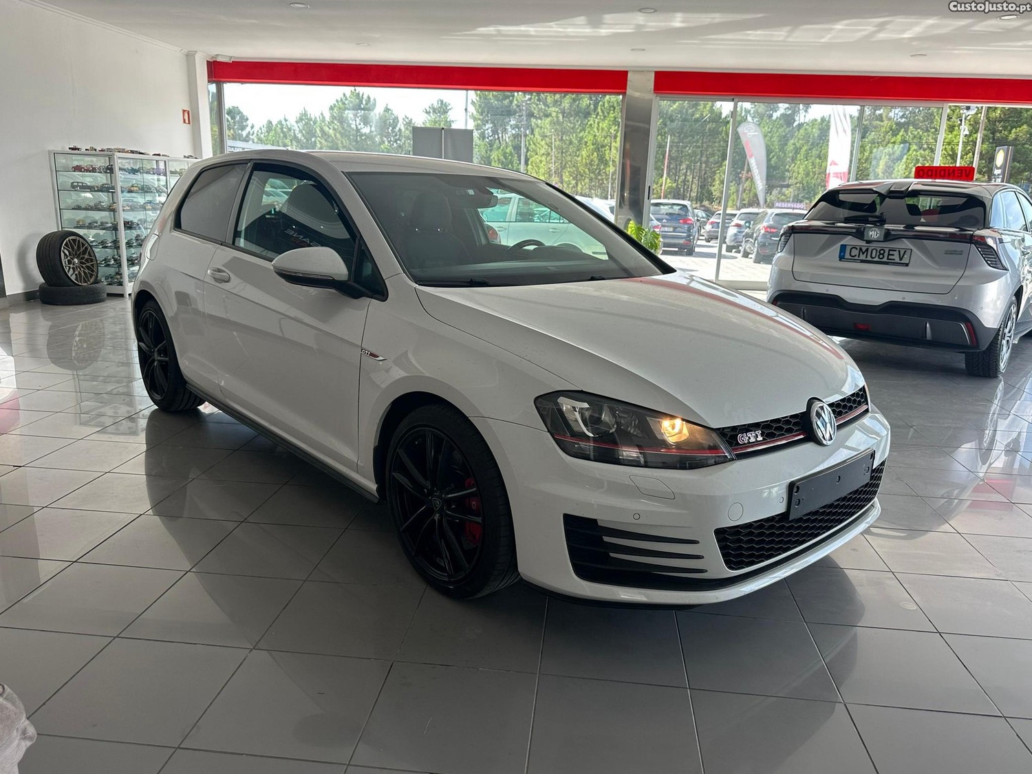 VW Golf 2.0 TSi GTi DSG Performance - 16 — photo 5