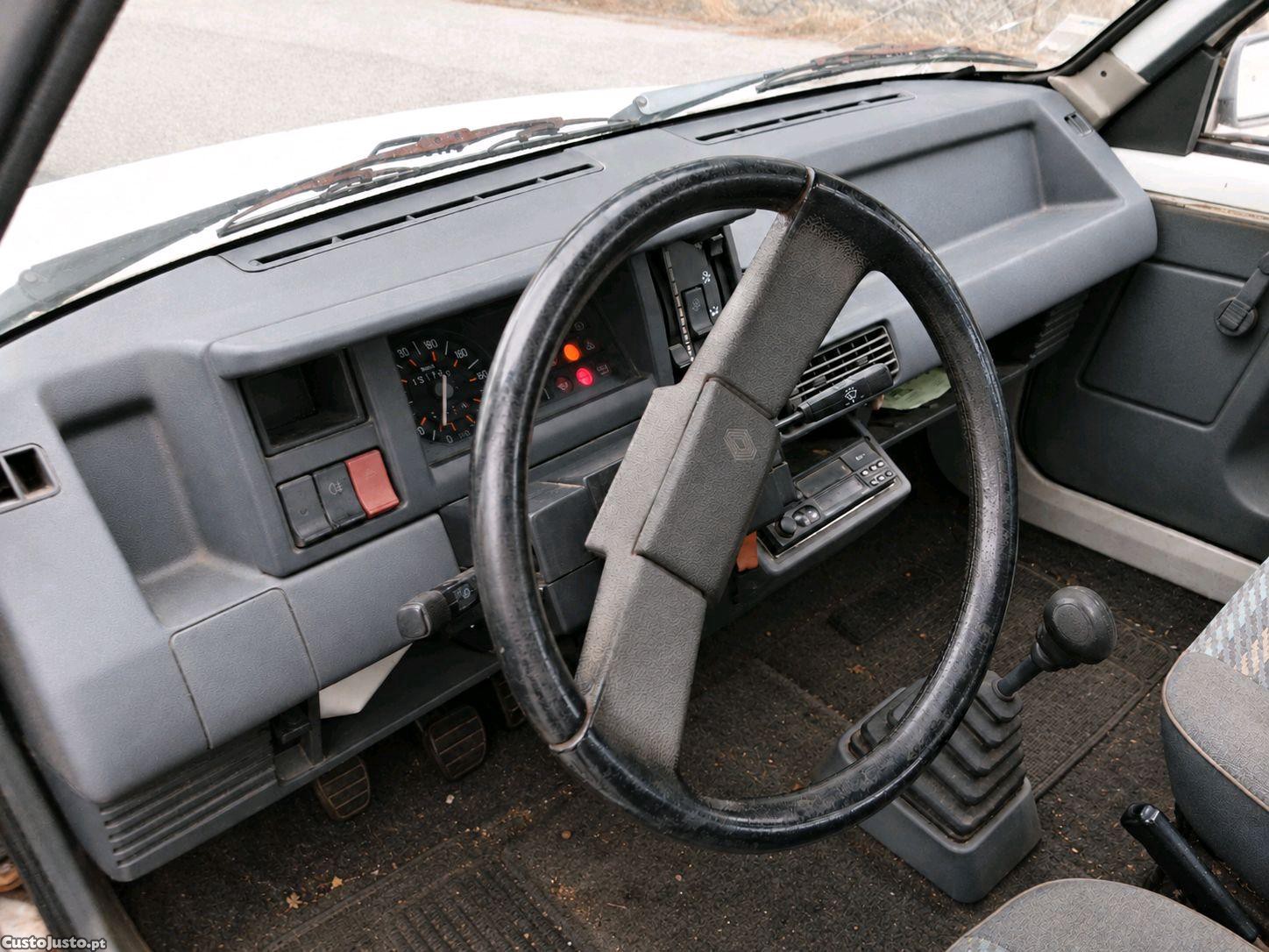 Renault Express 5 lugares - 92 — photo 5