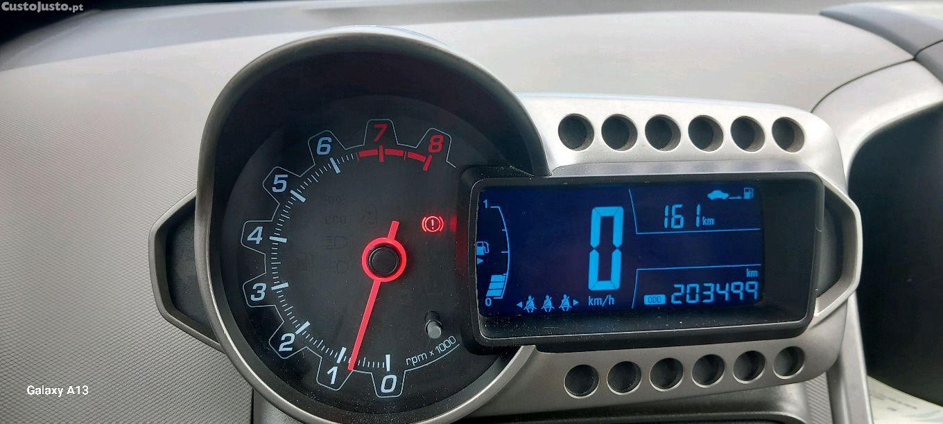Chevrolet Aveo 1.2 LT — fotografia 2