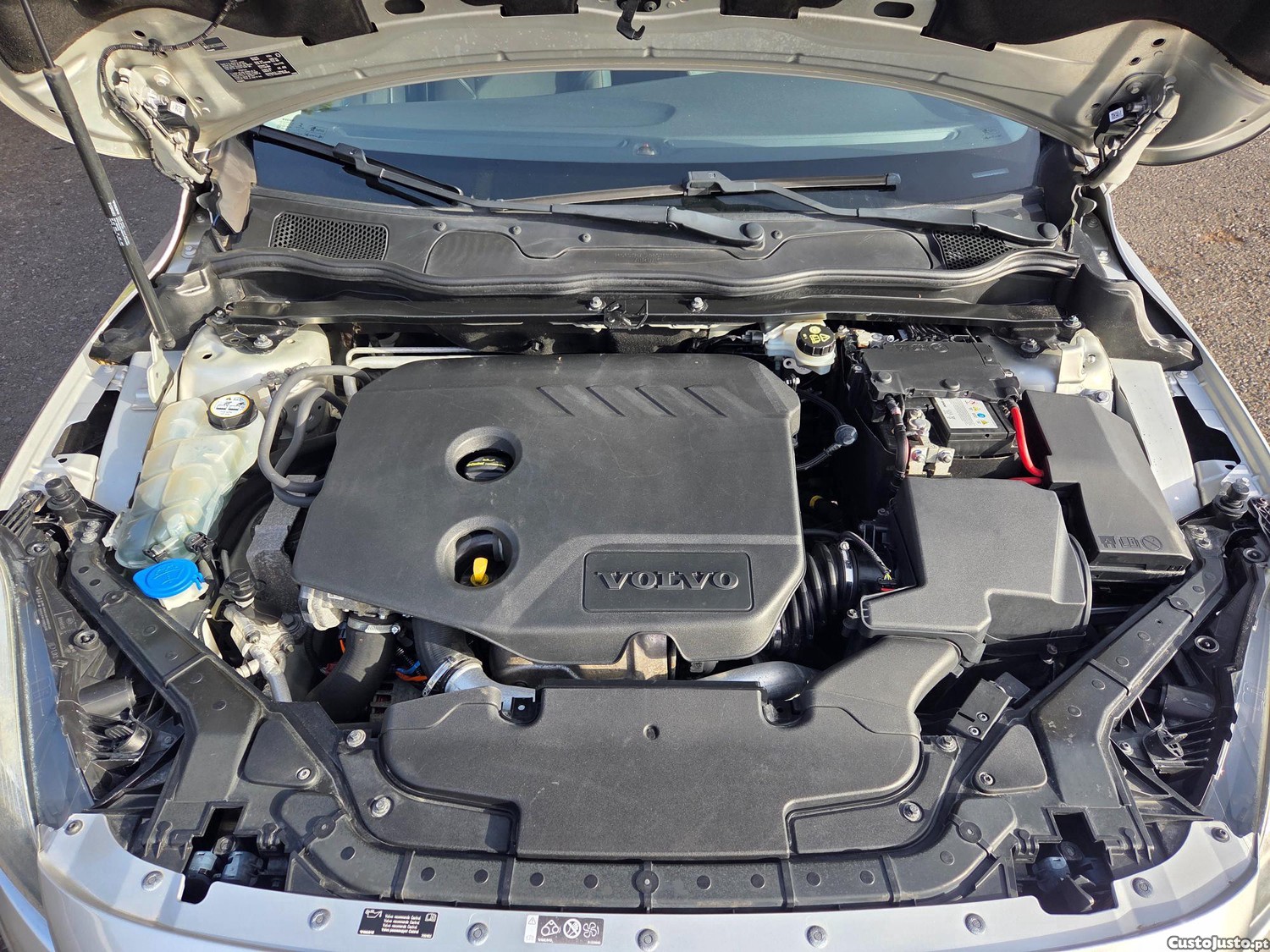 Volvo V40 Cross Country 150.000km — fotografia 9