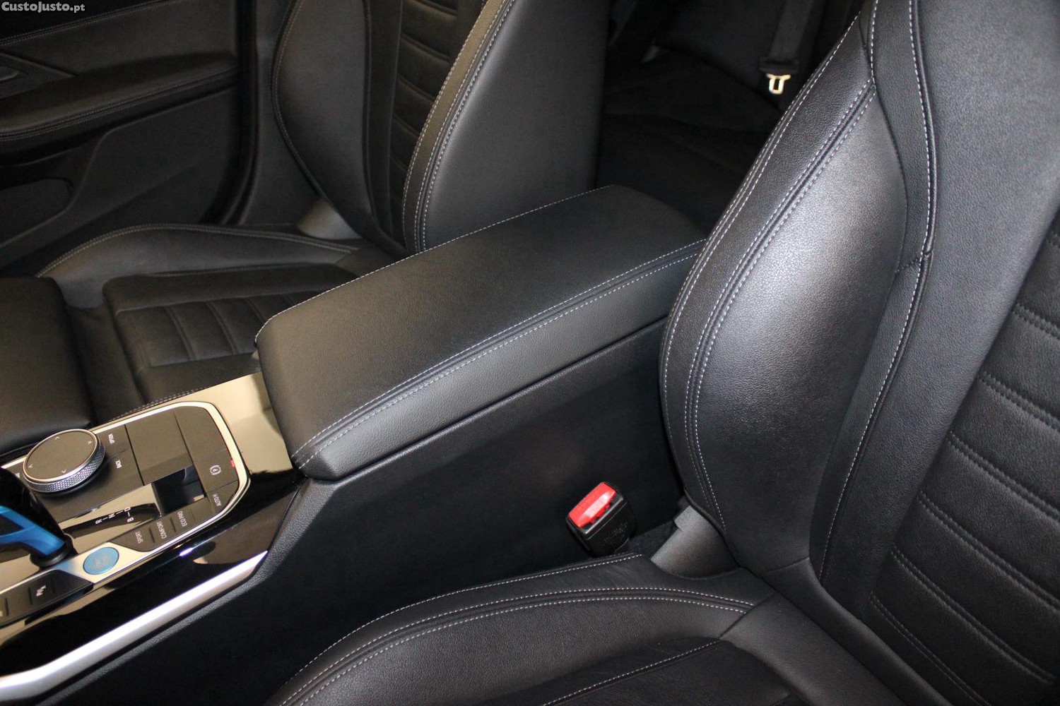 BMW i4 G26 40 E DRIVE 83.9 kWh (AUTO) — fotografia 19