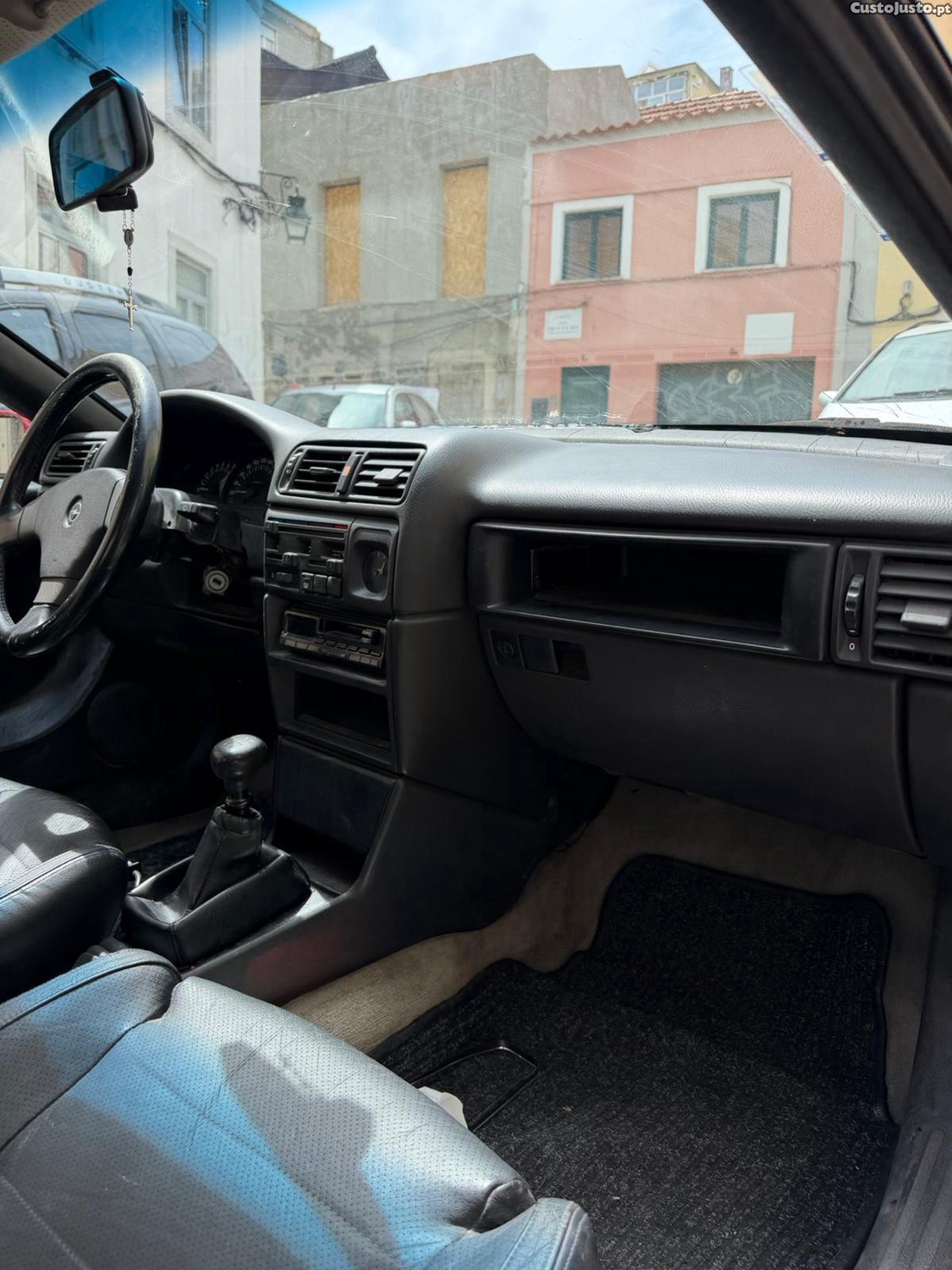 Opel Calibra 2.0 - 116 cv — fotografia 7