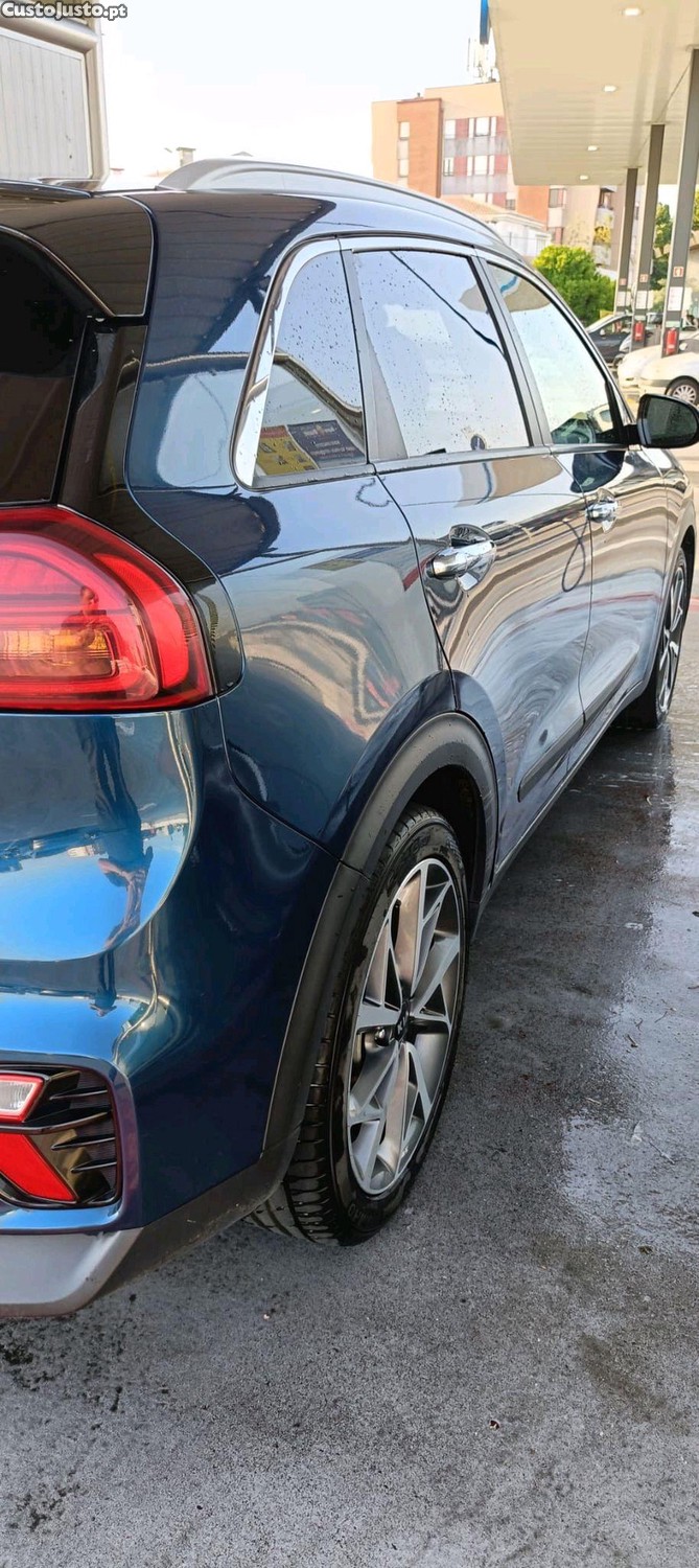 Kia Niro HEV 1.6 Hybrid Drive — fotografia 8