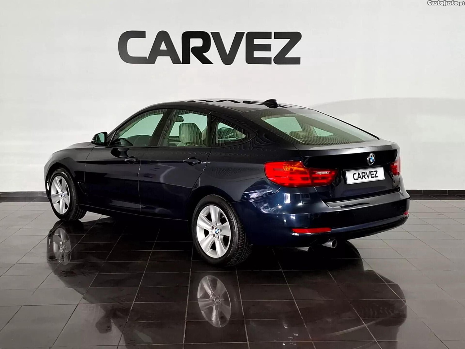 BMW 318 d — photo 5