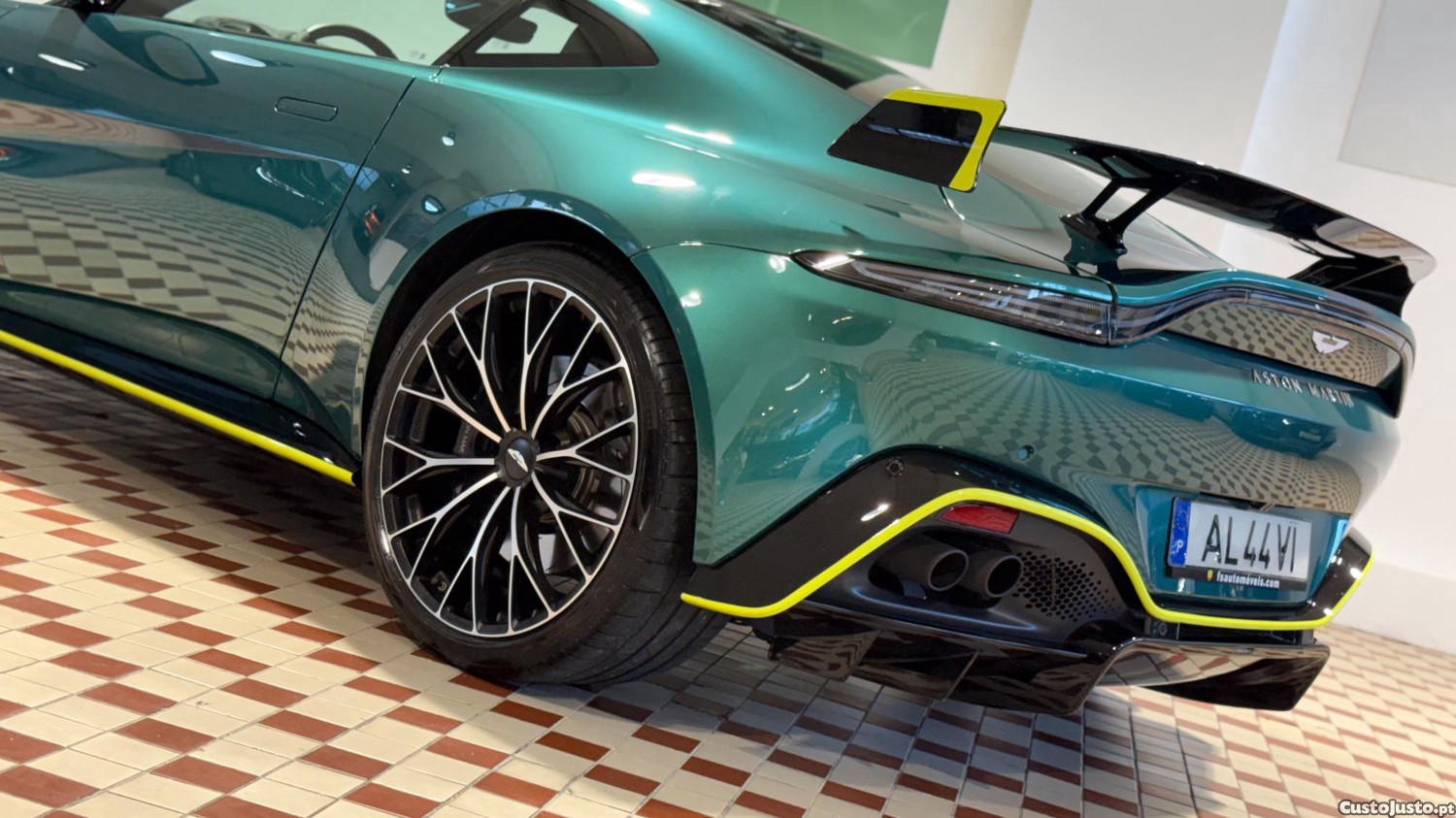 Aston Martin Vantage V8 F1 Edition - 21 — photo 5