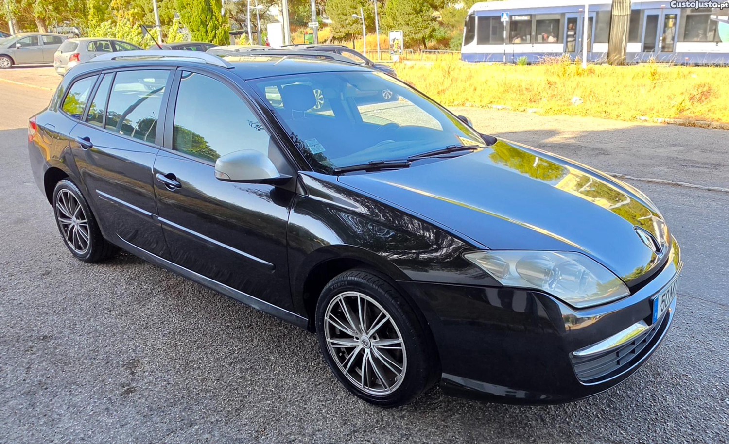 Renault Laguna 1.5 dci — fotografia 3