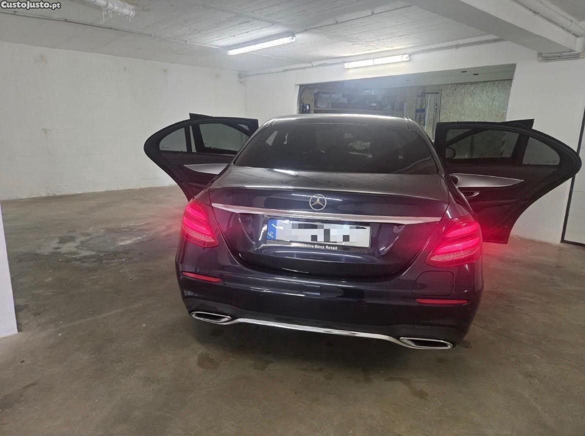 Mercedes-Benz E 300 de — fotografia 9