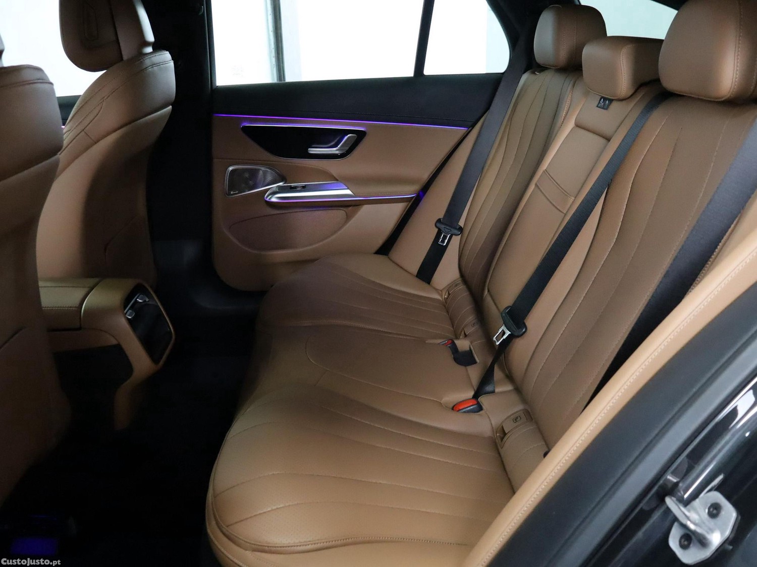 Mercedes-Benz E 300 de 4Matic All-Terrain — fotografia 16