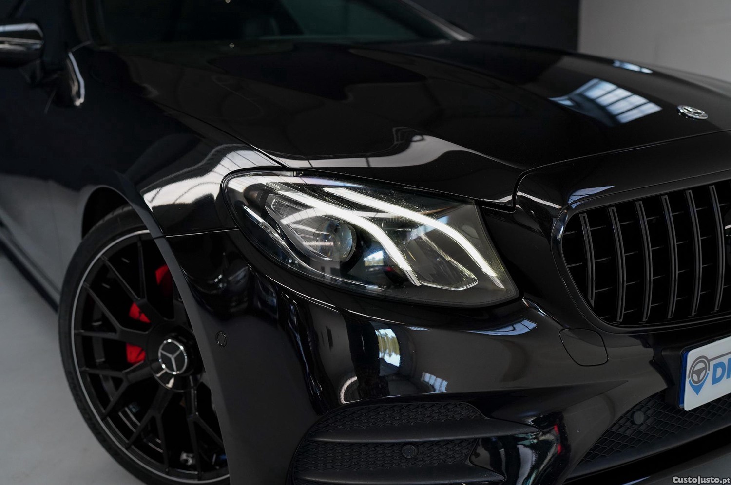 Mercedes-Benz E 220 Coupé AMG — photo 2