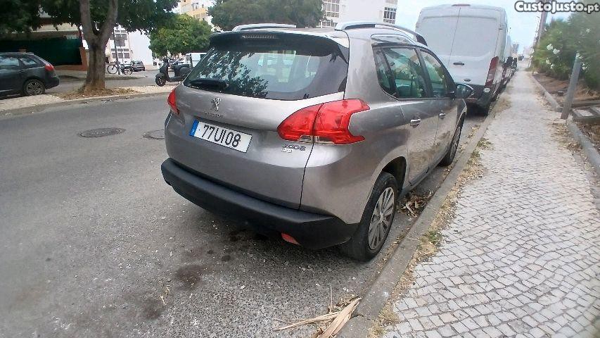 Peugeot 2008 allure — fotografia 6