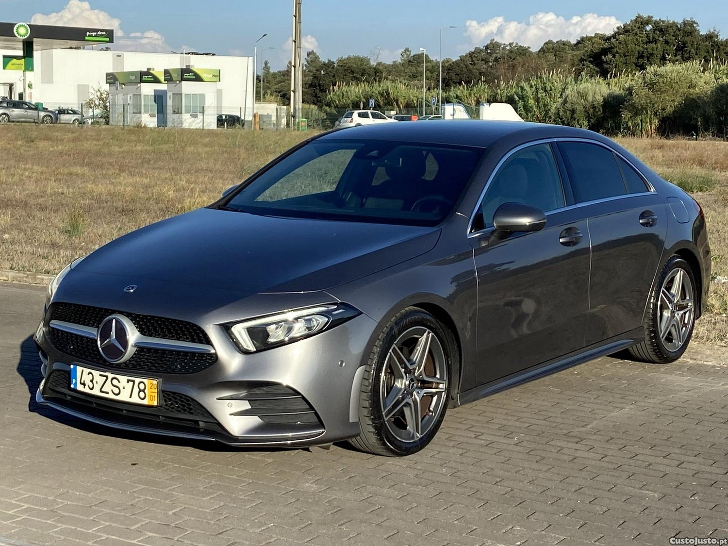 Mercedes-Benz A 180 d AMG Line Aut. — photo 3