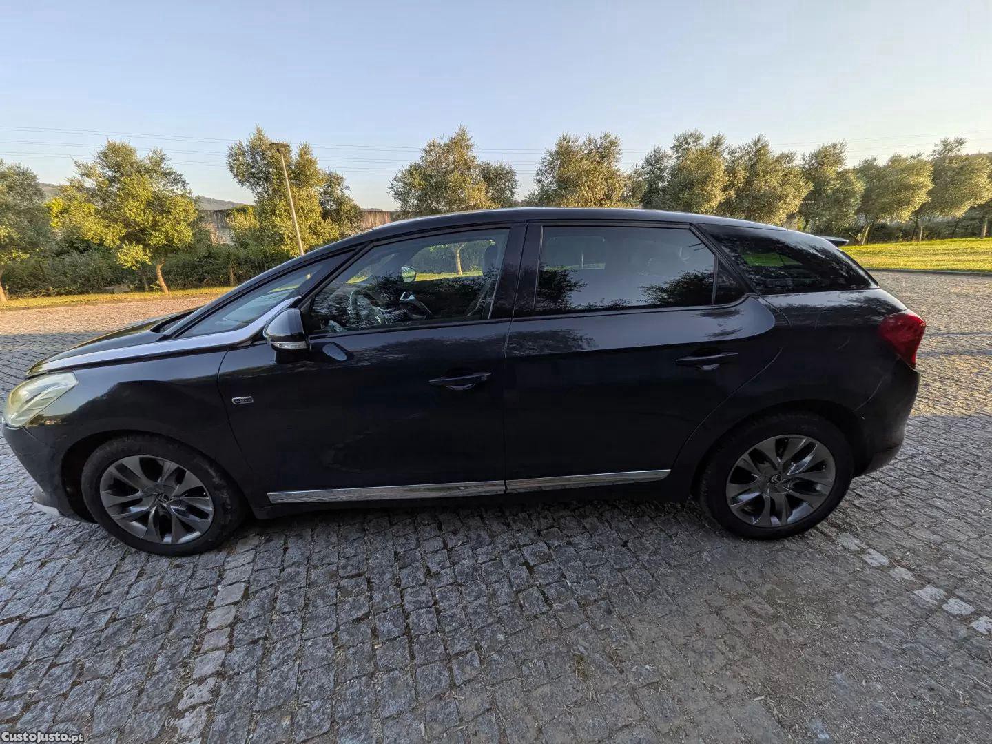DS 5 5 2.0 hybrid4 sport chic — fotografia 10