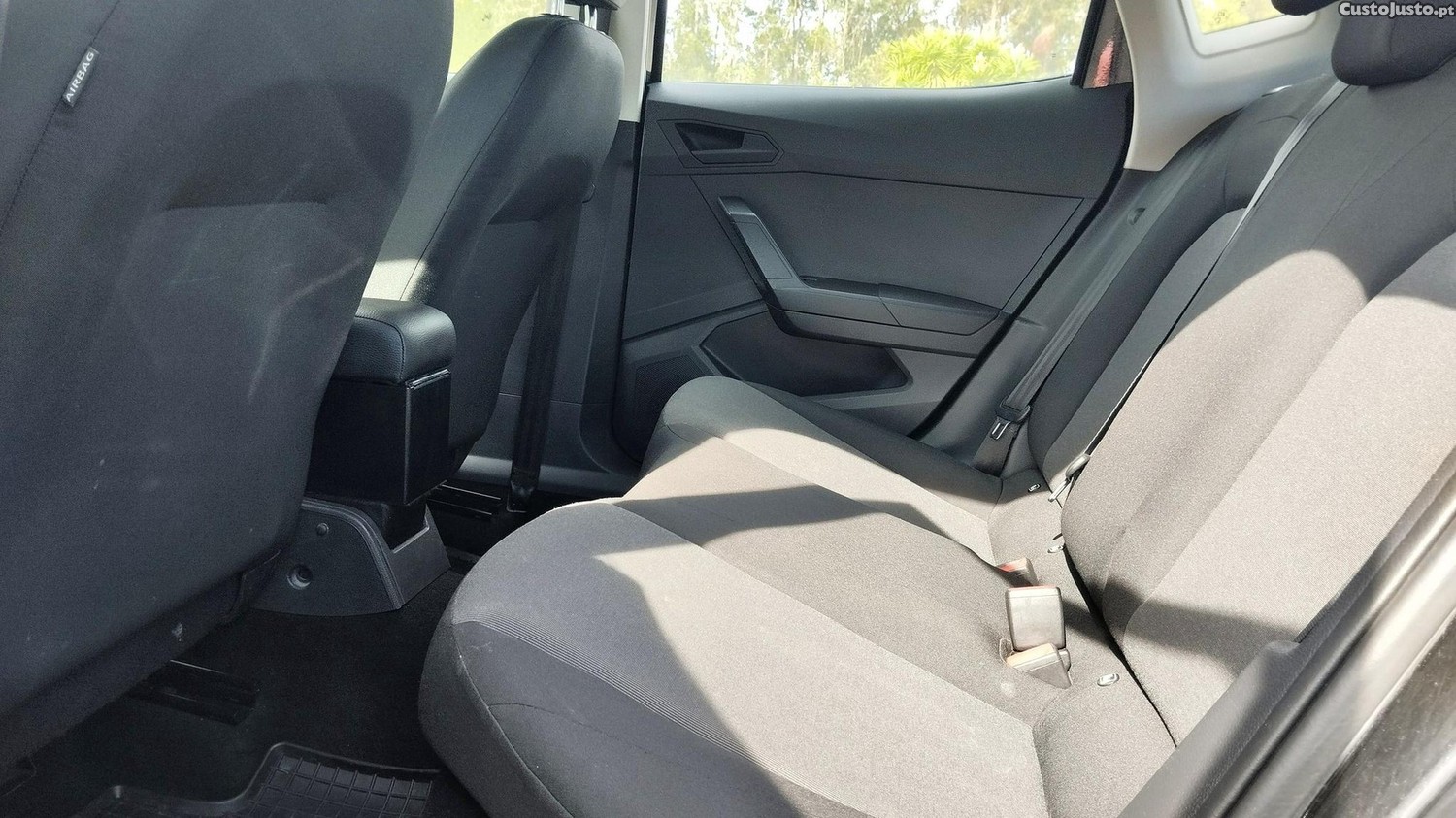 SEAT Ibiza 1.0 Reference — fotografia 3